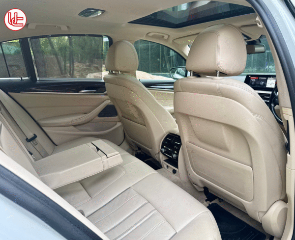 BMW 520D - Image 9